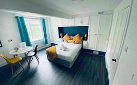 Avalon Guest House